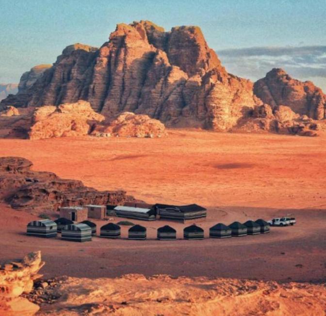 Wadi Rum Wanderlust Camp Zewnętrze zdjęcie