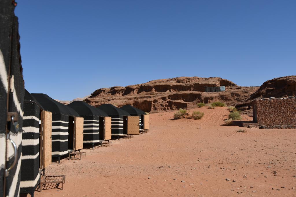 Wadi Rum Wanderlust Camp Zewnętrze zdjęcie