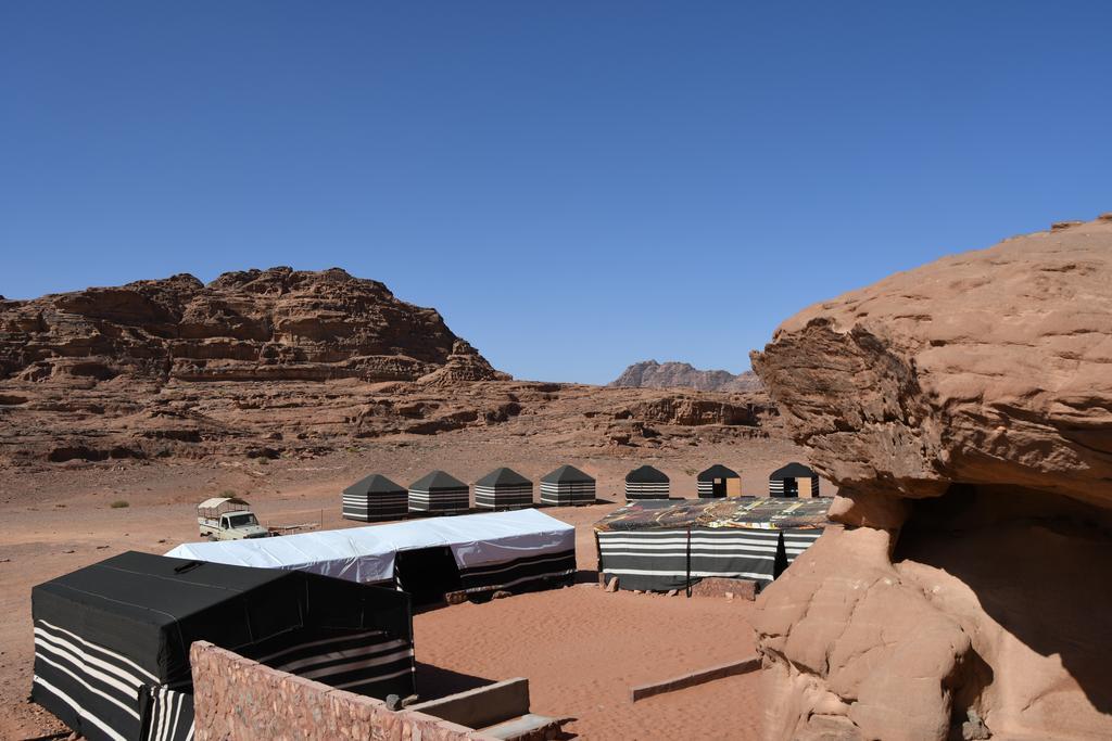 Wadi Rum Wanderlust Camp Zewnętrze zdjęcie