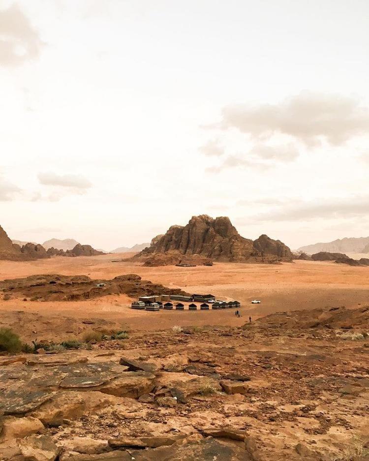 Wadi Rum Wanderlust Camp Zewnętrze zdjęcie